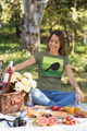 Vegan t-shirt for women made of organic cotton and fair production - Respect Nature | Phaedera
